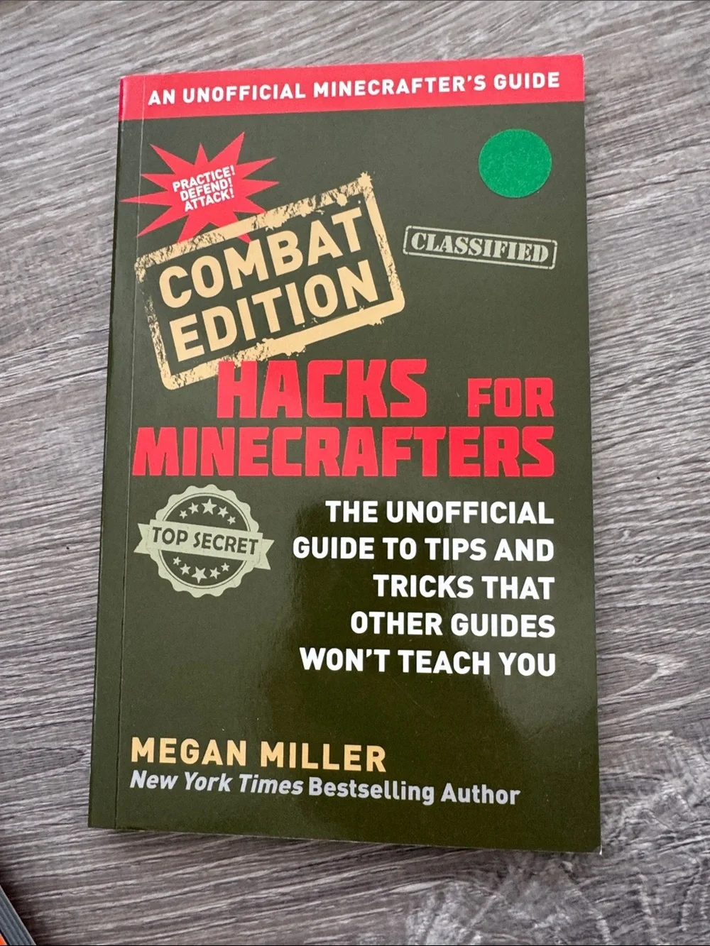 Guide Collection & Hacks for ers - Assorted Colors